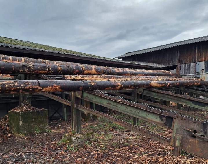 Préparation de grumes Entre-deux-Guiers